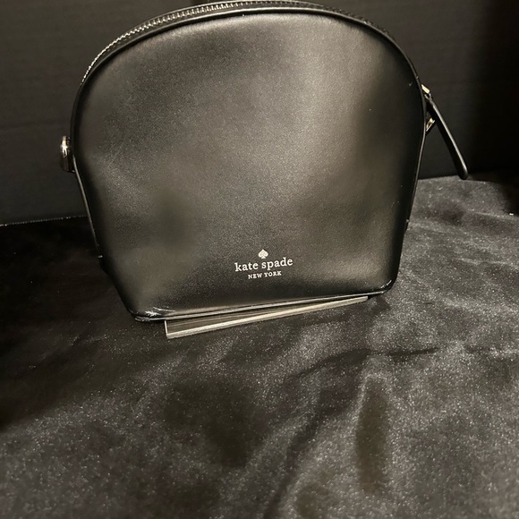 Kate Spade - Women`s Leather `frosty Penguin` Character Crossbody Bag - Picture 3 of 8